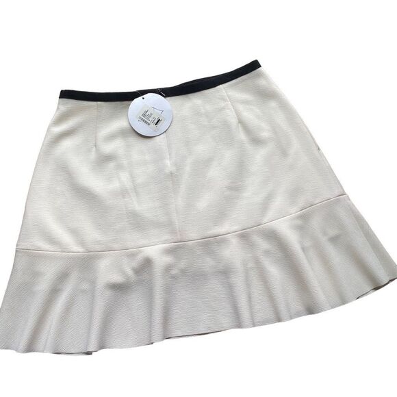 NWT See by Chloe White short skirt size 8 - Picture 5 of 9